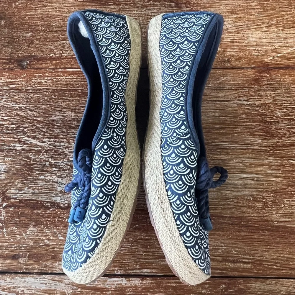UGG SYLESTE Canvas LAMB FUR ESPADRILLE SCALLOP FLATS Slip On Shoes Size 8